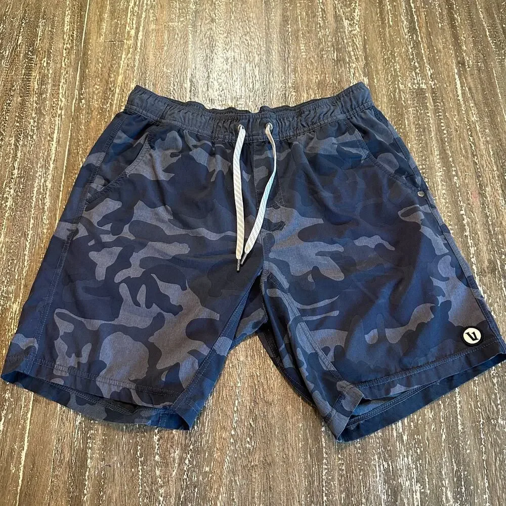 Vuori Kore Lined Performance Workout 8” Shorts Gray Black Camo AOP Men’s Size M